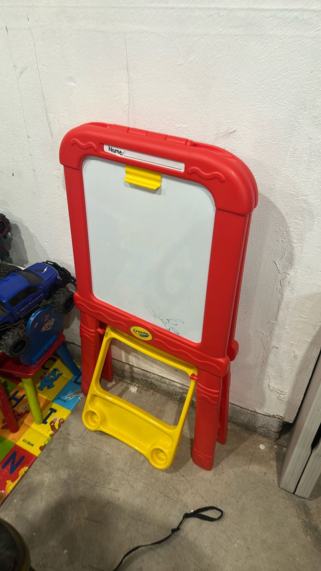 Easel Kids Size