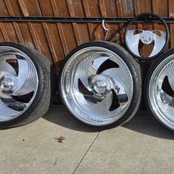 24" Billets With Steering Wheel 5x120 & 5x5 