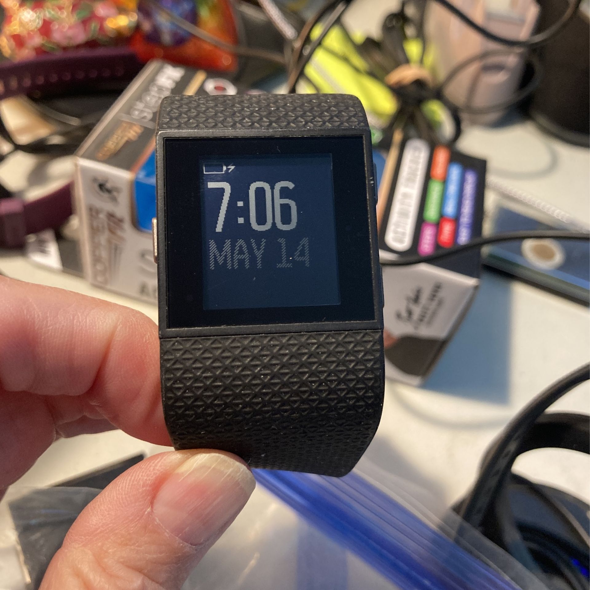 Fitbit Surge Smart Fitness Watch Superwatch Wireless Activity