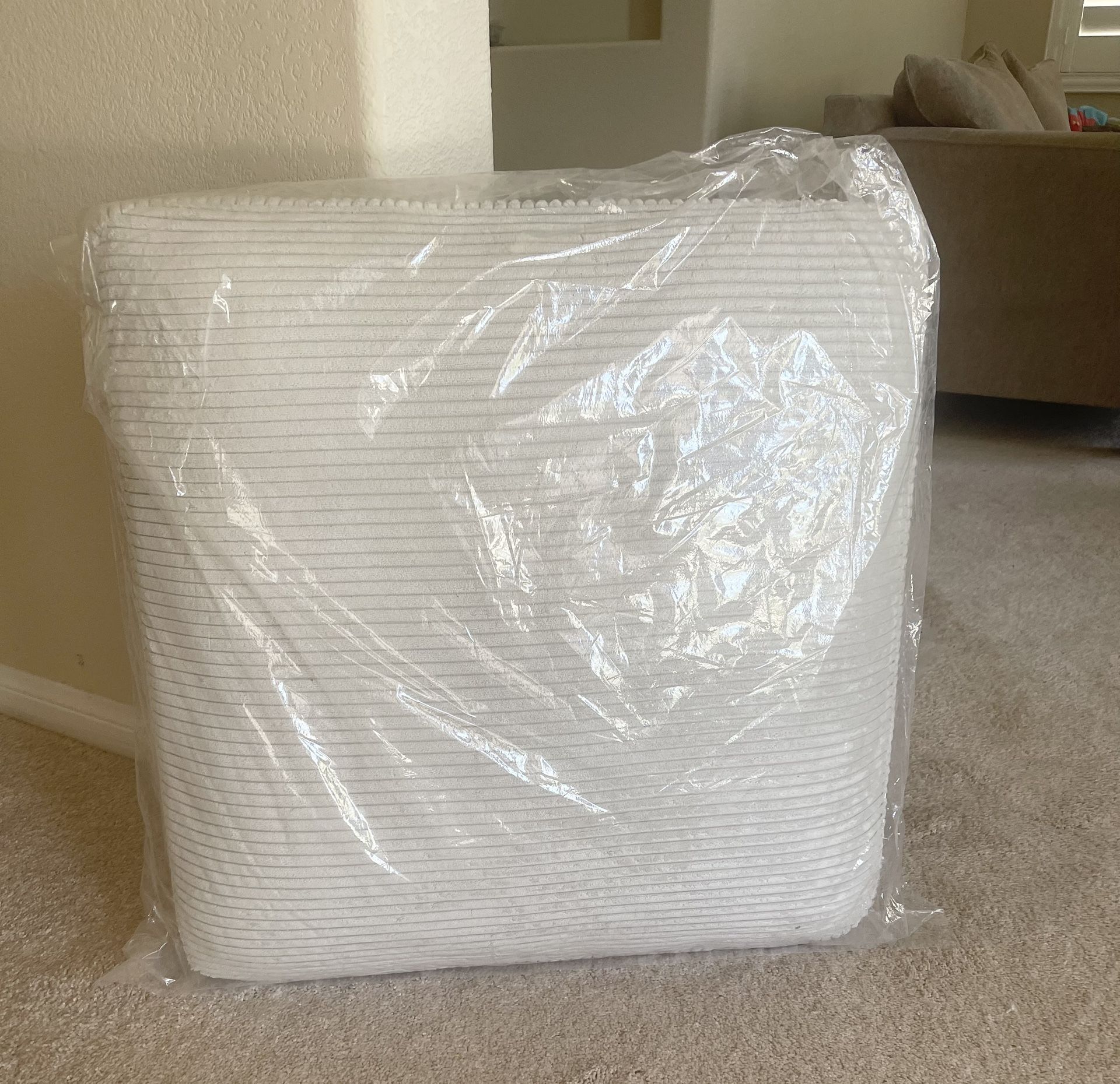 26”X26” Couch Cushion Gray