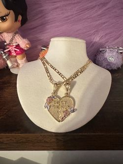 (2)20 inch necklace with charm best friends