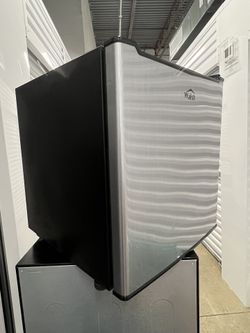 Personal Mini Refrigerator