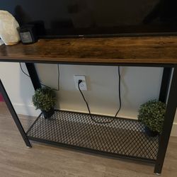 Console table 