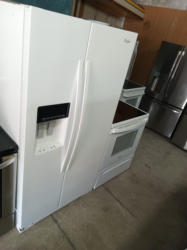 Whirlpool Refrigerator And Whirlpool Glass Top Stove Everything Works Good