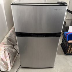 Mini Fridge And Freezer