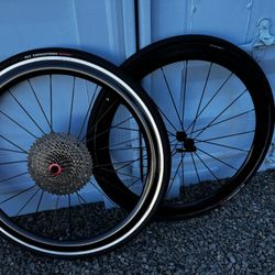 700 Clenched Carbon Fiber Wheels Set 