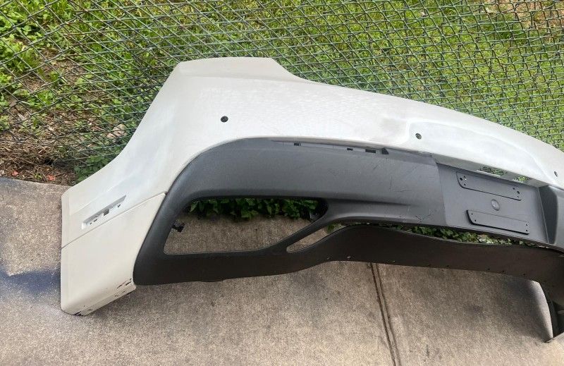 2013 2023 Lincoln Mkz Rear Bumper Used Oem Good Condition 