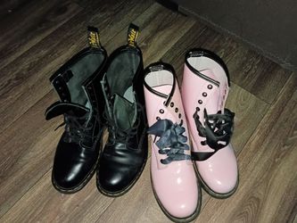 Black and pink size 7 women