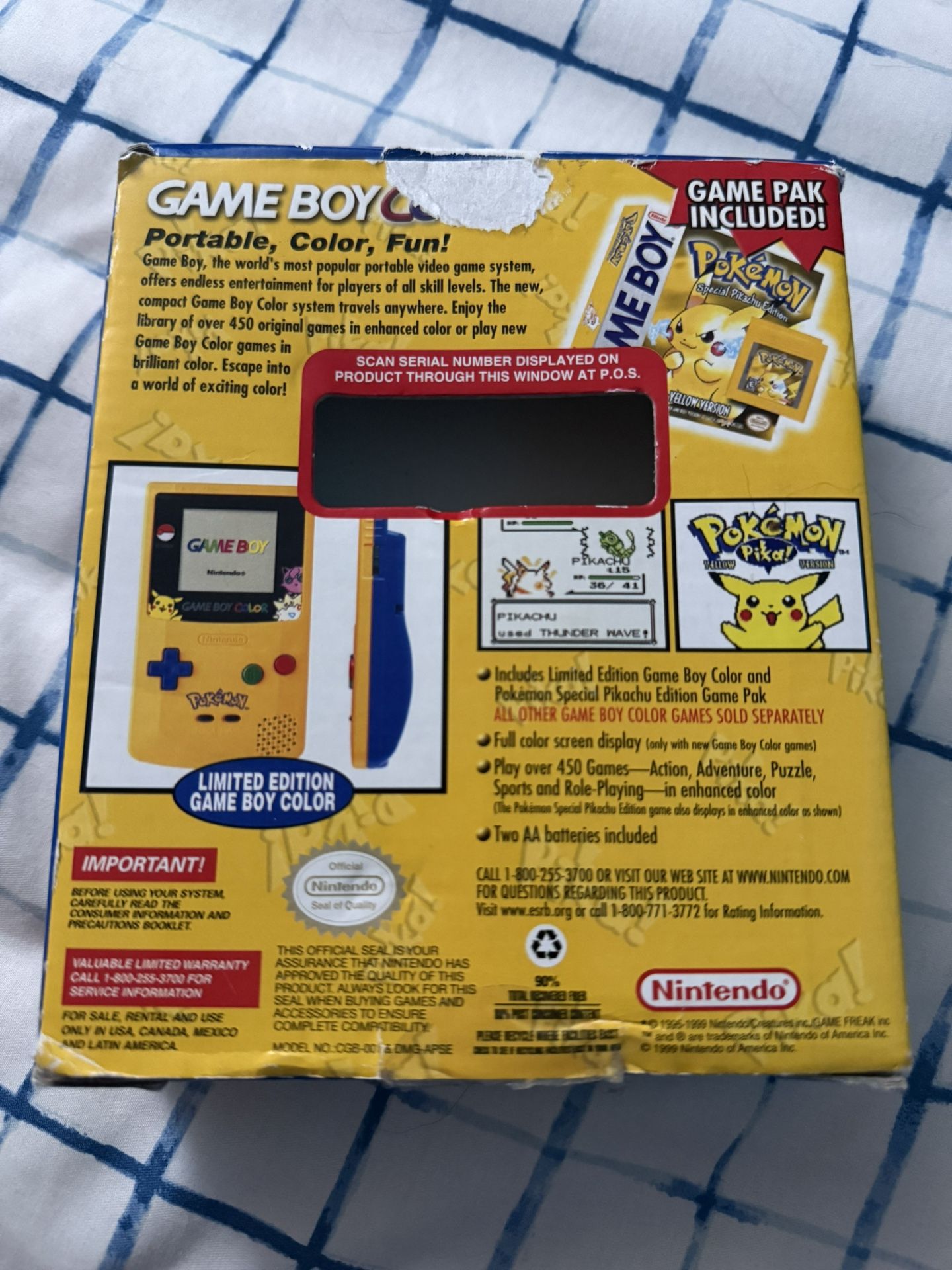 Nintendo GameBoy Color Pikachu Special Edition w/Pokemon Yellow in