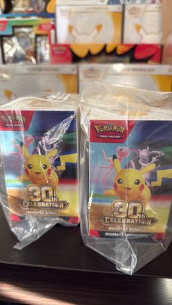 4X 30TH BOOSTER BUNDLES