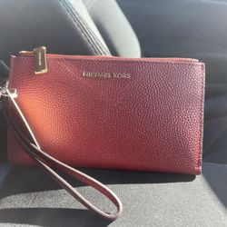 Michael Kors phone wallet/wristlet