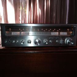 Vintage Stereo Equipment( Sanyo & Samsung)