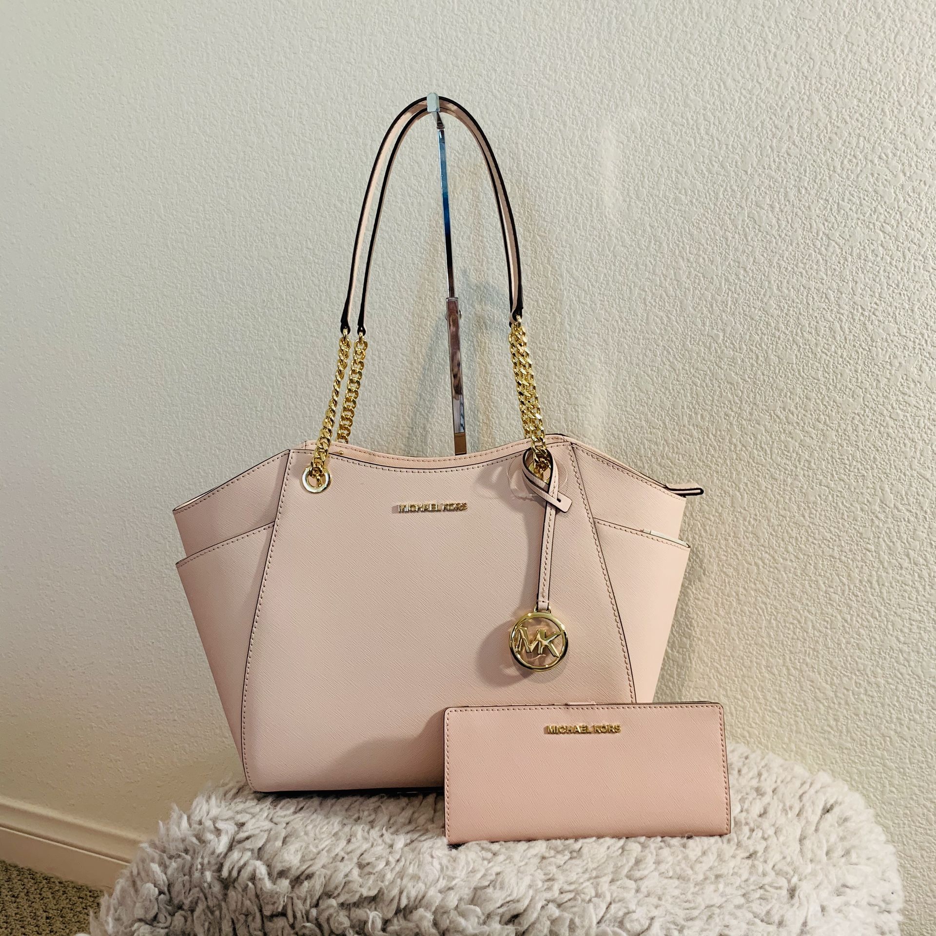 NWT! MK 2pc shoulder tote bag and wallet set