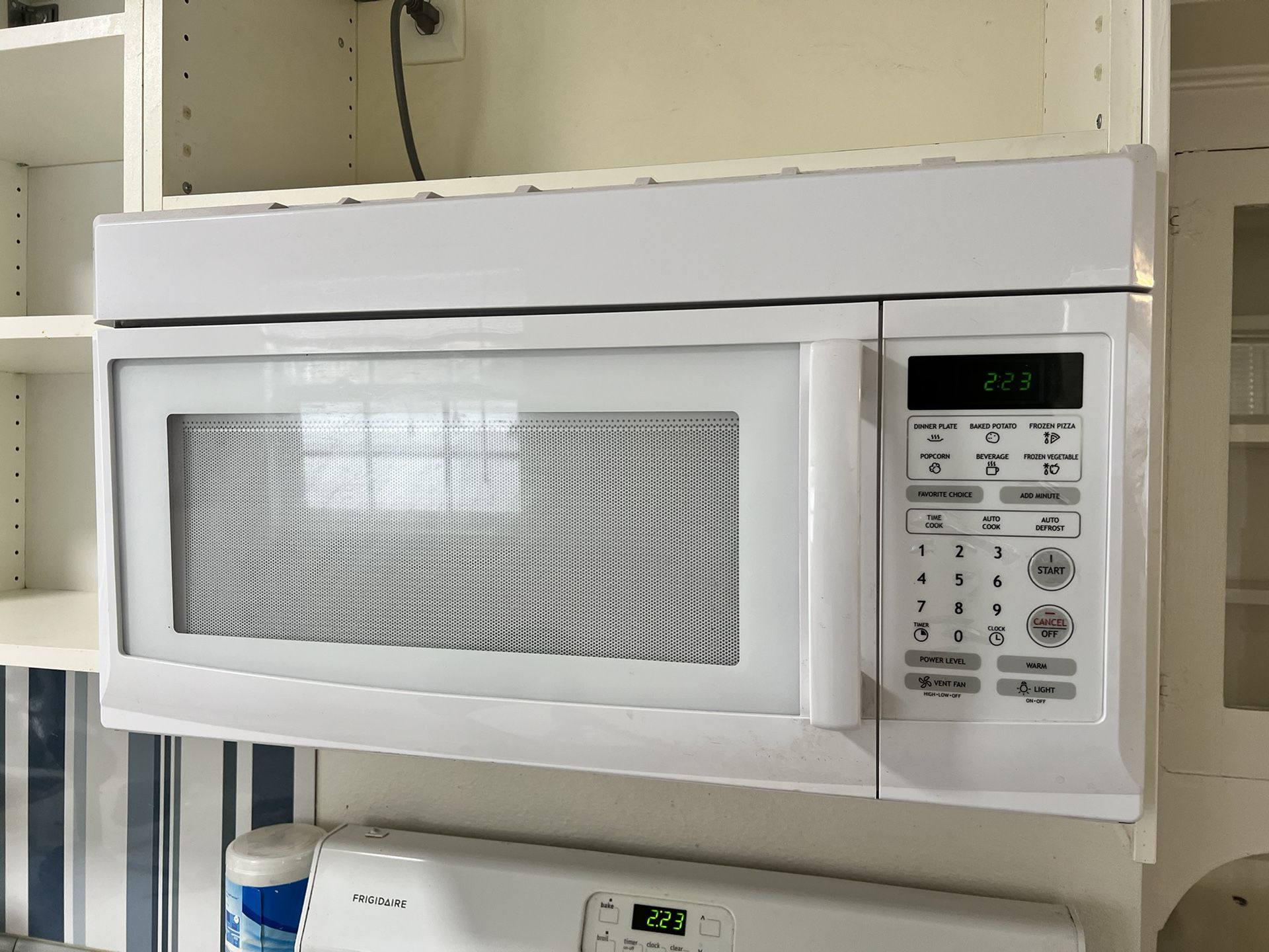 Microwave And Range Hood Combo