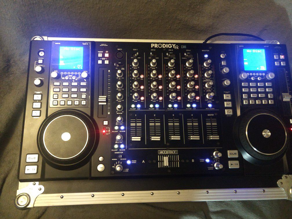 4 channel mixer and CDJ w/onboard FX and Pro Audio i/o