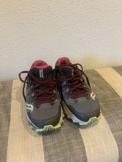 Saucony Trail Shoes Women’s Size 7