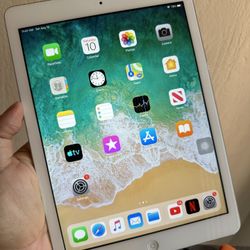 9.7”-inch iPad Air 1st Gen 16GB Retina Display Wifi
