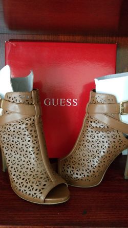 Zapatos GUESS