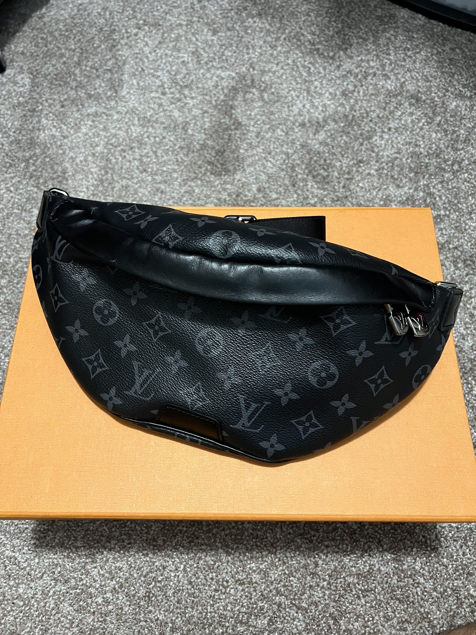 Louis Vuitton Discovery Bumbag PM