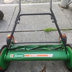 Scott's Classic Push Mower 20 Inch 