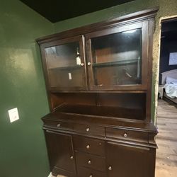 Hutch Cabinet 