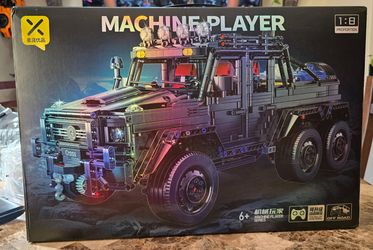 Machine Player 1/8 Scale Black Warrior 3226 pcs. (Lego Technic style) New!