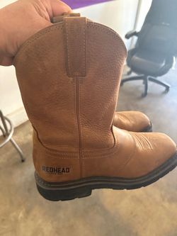 Red head boots