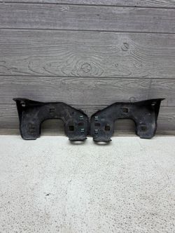 2019-2026 Chevy Silverado 1500 front bumper impact bar inner brackets OEM (left & right)