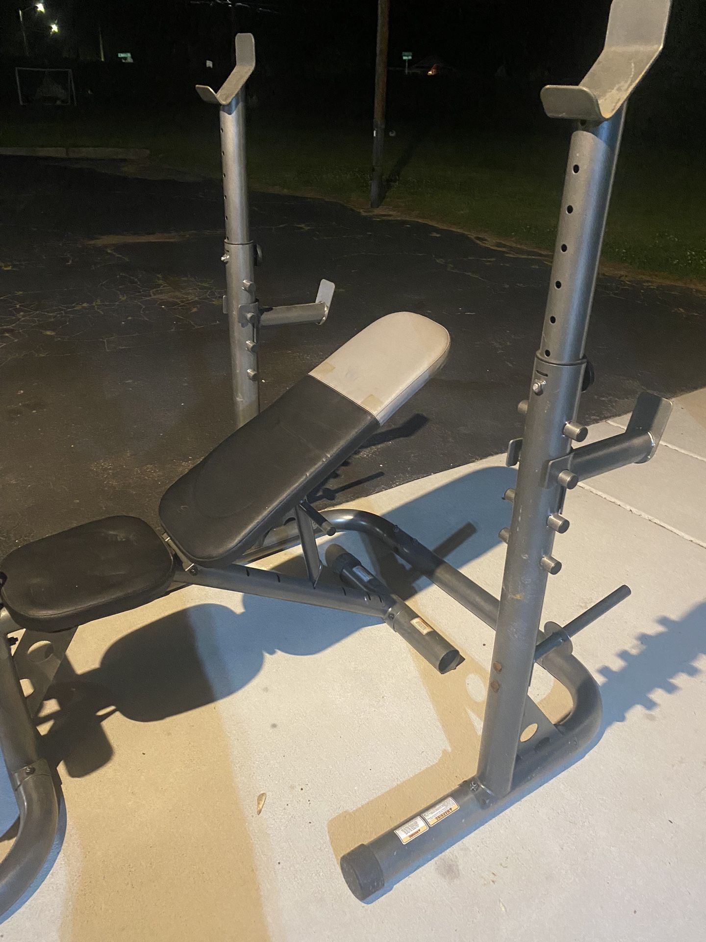 Squat Rack With Bench 