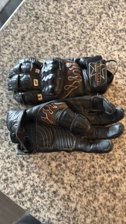 ICON motorcycle gloves. Balanced Blueprint series