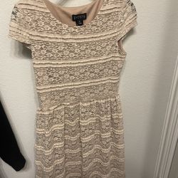 En Focus Studio Women’s Cream Dress Size 4