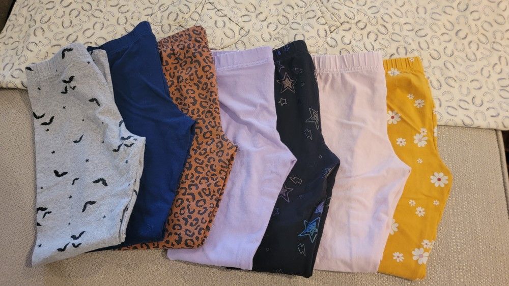 Tons Of Girls Clothes 7/8/10 Like New