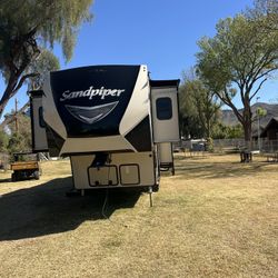 2018 Sandpiper 379FLOK