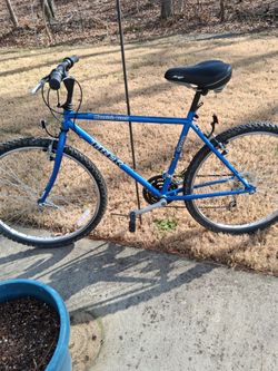 Trek Mountain Track Mountain Bike For Boys or men