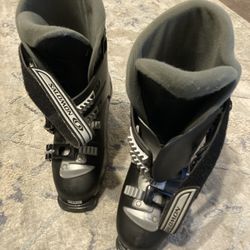 Salomon Ski Boots 