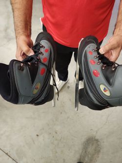 ICE SKATES - FREE