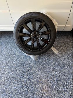Brand New Range Rover Wheels
