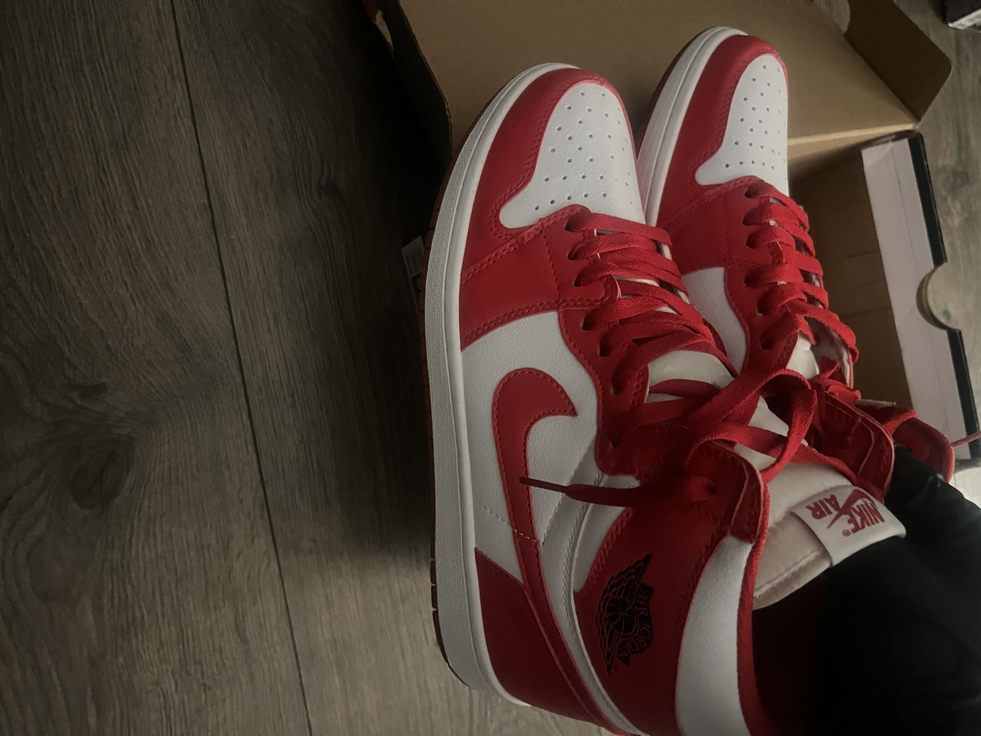 Jordan 1 Mid
