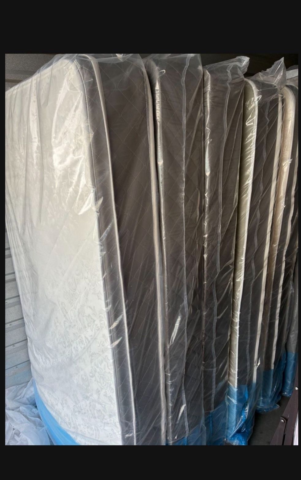 New! Plush TWIN pillowtop Mattress !!