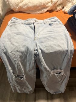 Pink Victoria Secret Mid Rise baggy wide leg jeans size 12