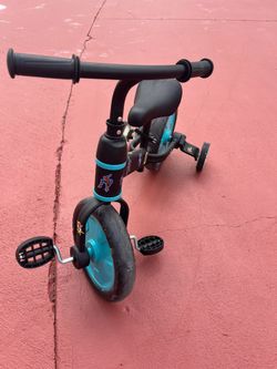 Kids balance bike