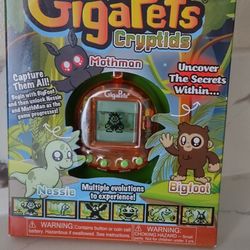 Cryptids Gigapet 3 Pets In One!