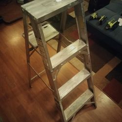 Aluminum Ladder