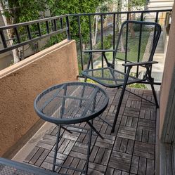 Patio furniture - metal - stable
