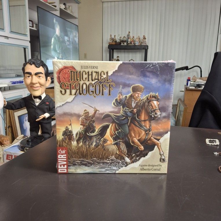 "NEW " Jules Verne: Michael Strogoff Strategy Board Game 1-5 Players Ages 12+