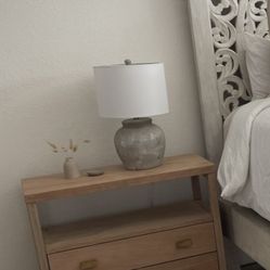 2 Nightstands 