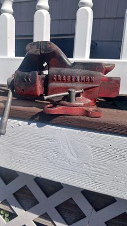 Bench vise / table vice