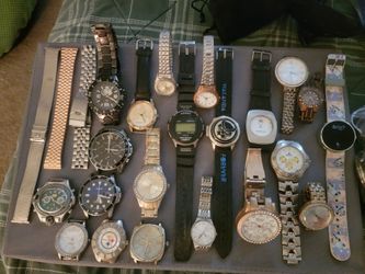 OVER 30 LADIES AND MENS WRIST WATCHES ( all need batteries  ) and three men's  watch bands