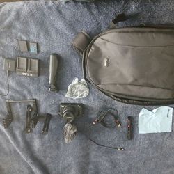 Canon EOS R50 Creator Kit