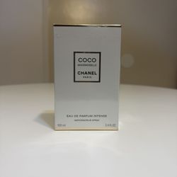 Chanel Coco
